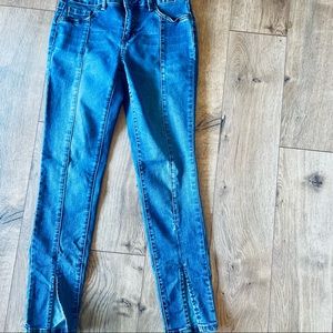 CUTE front slit jeans